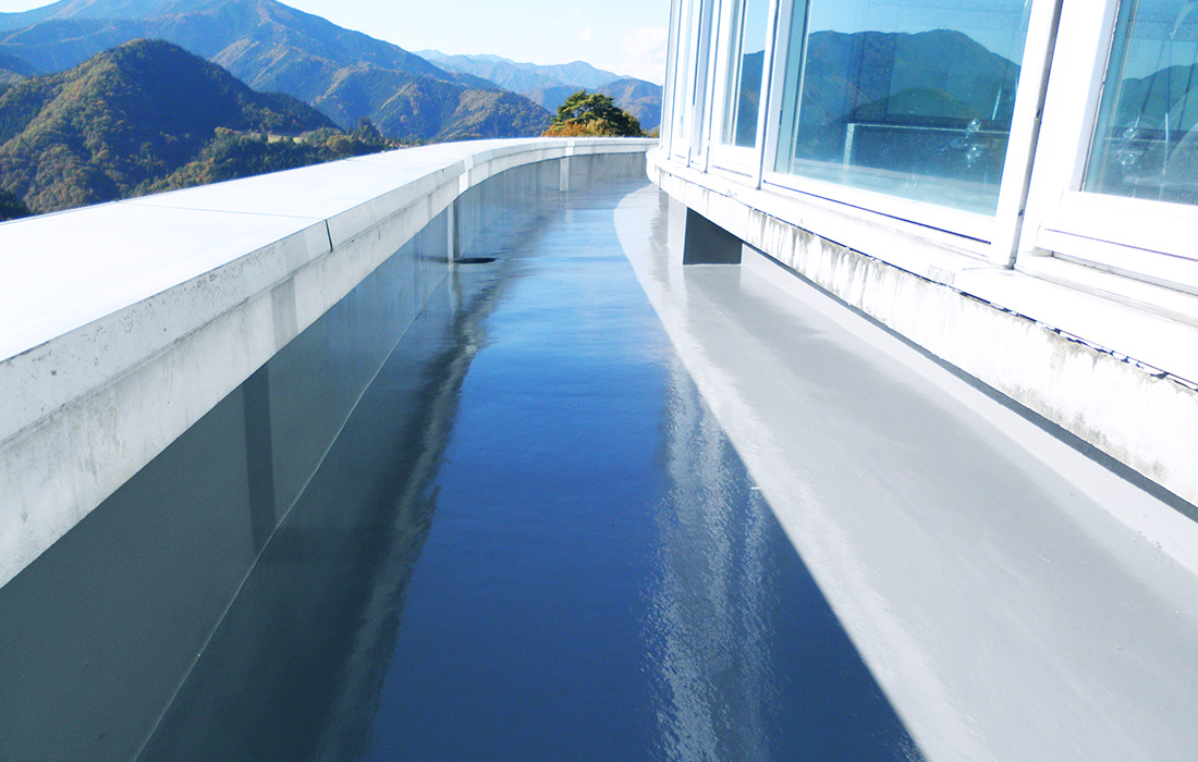 X-2工法で施工された屋上のウレタン塗膜防水